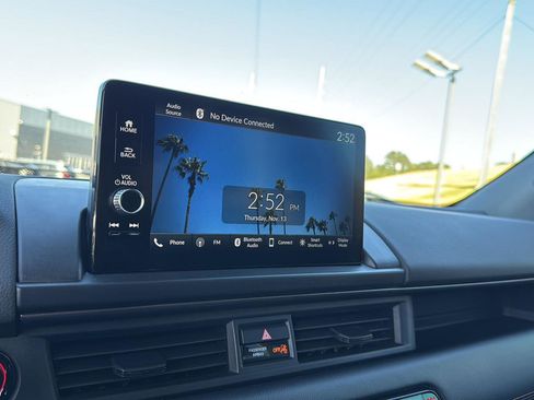 Used 2024 Honda Pilot TrailSport image 21