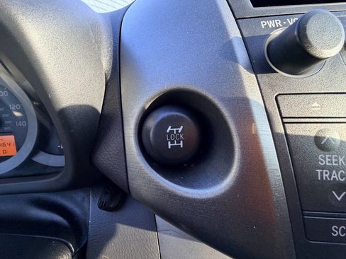 Used 2010 Toyota RAV4 Sport image 59