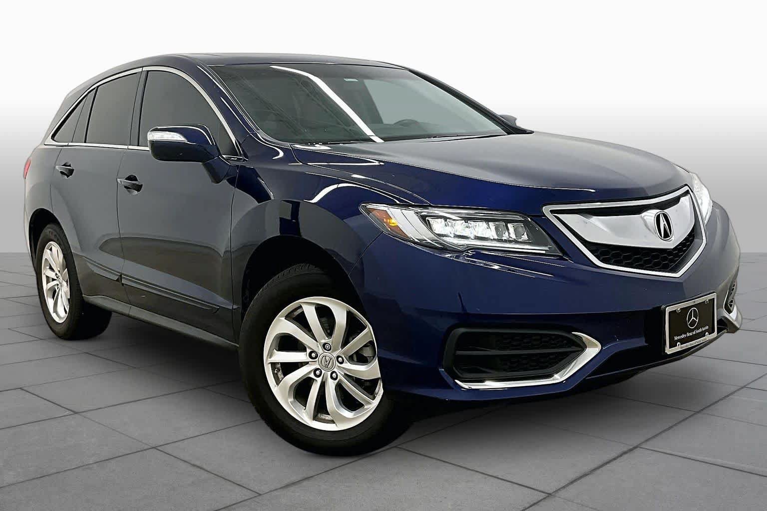 Used 2018 Acura RDX w/ Tech & AcuraWatch Plus Pack FWD image 3