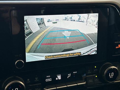 New 2026 Toyota Highlander XLE image 19