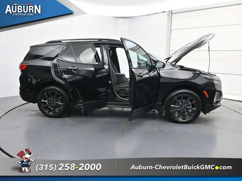 Used 2023 Chevrolet Equinox RS AWD/4WD image 41