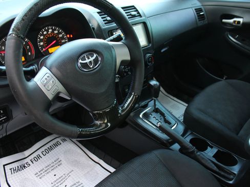 Used 2010 Toyota Corolla S image 10
