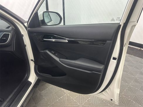 Used 2023 Kia Seltos S w/ Navigation Package image 15