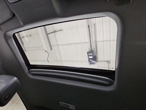 Used 2021 GMC Sierra 1500 Denali w/ Denali Ultimate Package image 24