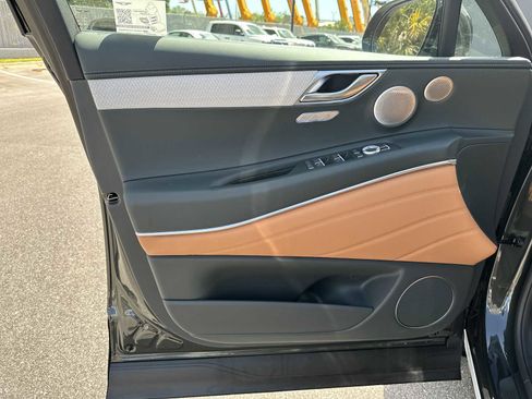New 2026 Genesis GV80 2.5T Prestige AWD/4WD image 14