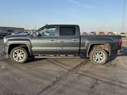 Used 2017 GMC Sierra 1500 SLT w/ SLT Premium Package image 6