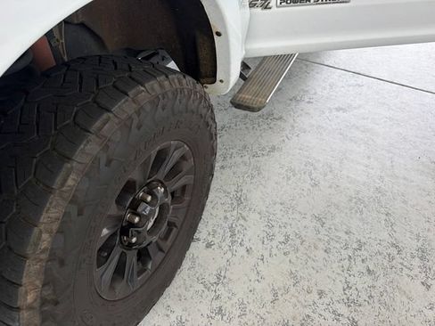 Used 2020 Ford F250 Lariat w/ Tremor Off-Road Package AWD/4WD image 4