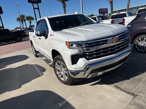 Used 2025 Chevrolet Silverado 1500 LTZ w/ LTZ Premium Package image 3