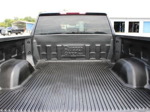 Used 2022 GMC Sierra 1500 Elevation RWD image 10