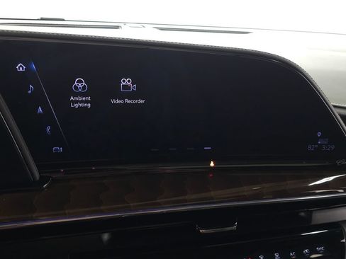 Used 2024 Cadillac Escalade Sport Platinum w/ LPO, ONYX Package AWD/4WD image 31
