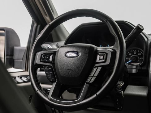 Used 2020 Ford F150 XLT w/ Equipment Group 302A Luxury image 14