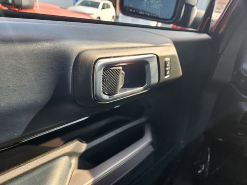 Used 2023 Ford Bronco Outer Banks w/ Sasquatch Package image 8