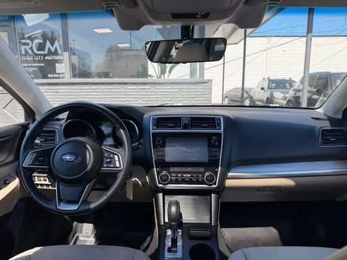 Used 2019 Subaru Outback 2.5i Premium image 26
