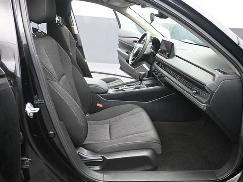 Used 2024 Honda Accord EX image 18