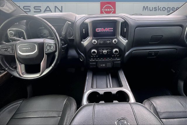 Used 2023 GMC Sierra 2500 Denali w/ Denali Ultimate Package AWD/4WD image 8