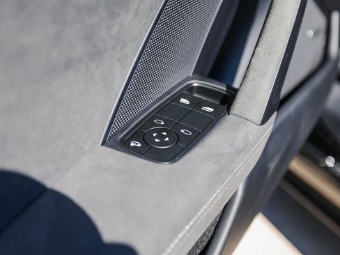 Certified 2024 Porsche 911 Carrera GTS image 23