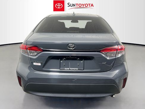 Used 2024 Toyota Corolla LE FWD image 5