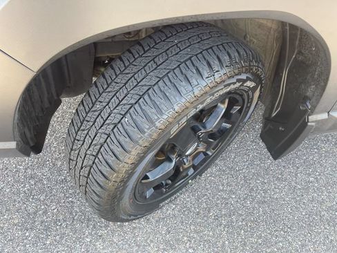 Used 2025 Subaru Forester Wilderness AWD/4WD image 10