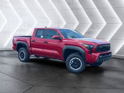 Used 2026 Toyota Tacoma TRD Off-Road AWD/4WD image 1