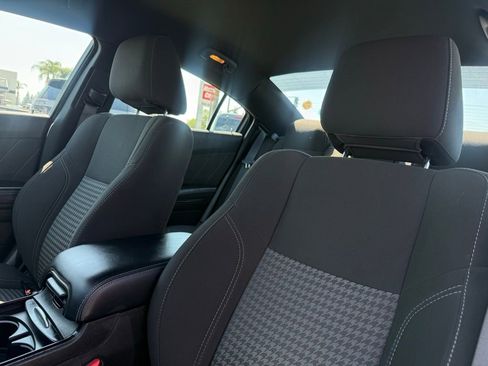 Used 2023 Dodge Charger SXT w/ Blacktop Package image 15
