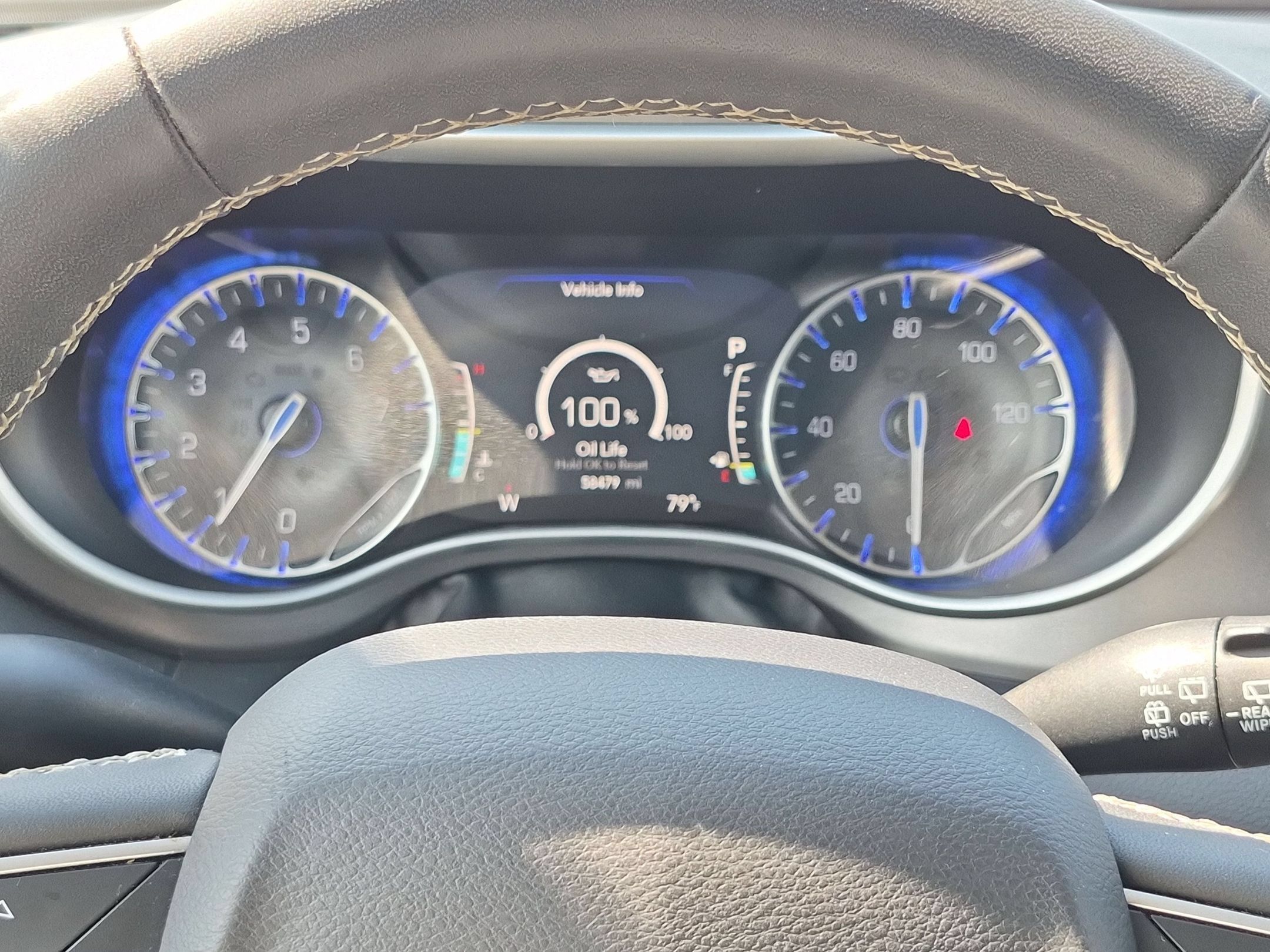 Used 2024 Chrysler Pacifica Touring-L FWD image 20
