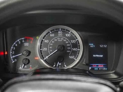 Used 2021 Toyota Corolla LE image 24