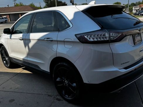Used 2017 Ford Edge Titanium w/ Equipment Group 302A AWD/4WD image 8