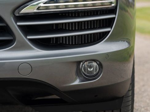 Used 2013 Porsche Cayenne Diesel AWD/4WD image 26