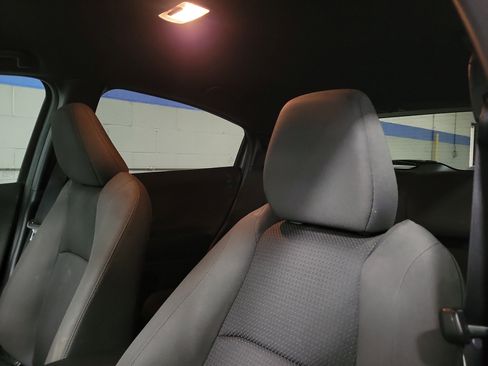 Used 2022 Honda HR-V Sport image 17