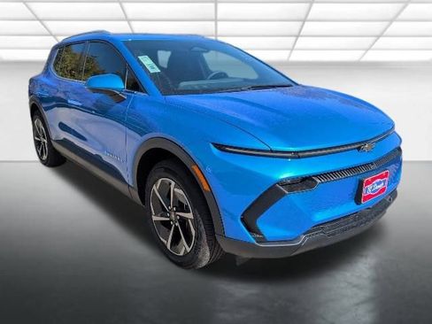 New 2026 Chevrolet Equinox EV LT AWD/4WD image 1