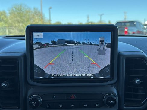 Used 2021 Ford Bronco Sport Outer Banks w/ Outer Banks Package image 22