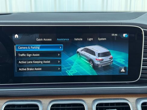 Used 2021 Mercedes-Benz GLS 580 4MATIC image 35