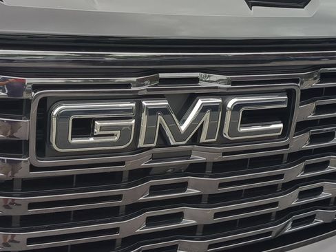 Used 2026 GMC Sierra 1500 Denali Ultimate AWD/4WD image 32