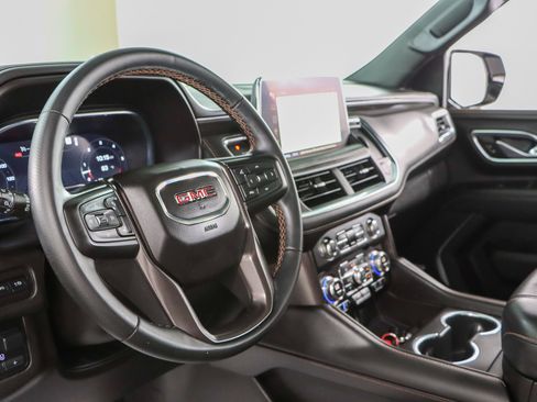 Used 2023 GMC Yukon AT4 w/ AT4 Premium Plus Package AWD/4WD image 26