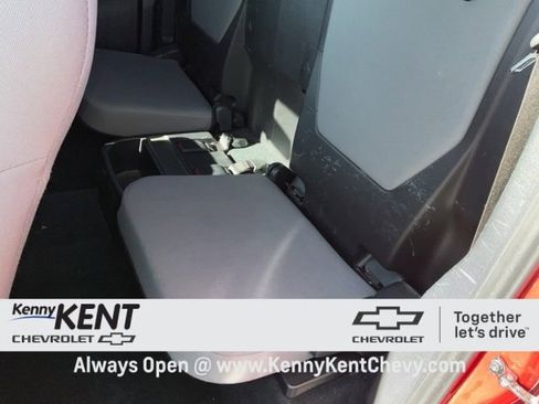 Used 2019 Toyota Tacoma SR w/ SX Package image 20