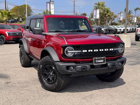 New 2026 Ford Bronco Badlands image 2