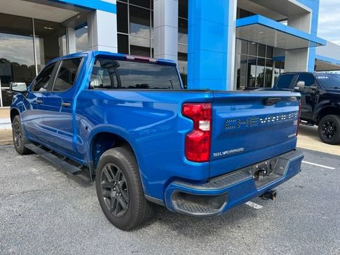 Used 2022 Chevrolet Silverado 1500 Custom RWD image 3
