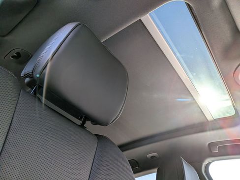 New 2026 Porsche Macan image 27