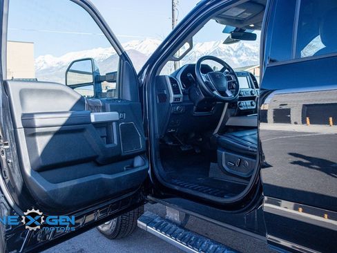 Used 2019 Ford F350 Lariat w/ Lariat Ultimate Package AWD/4WD image 10