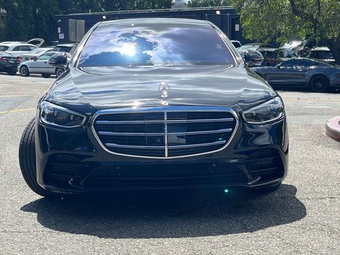 Used 2022 Mercedes-Benz S 500 4MATIC image 4