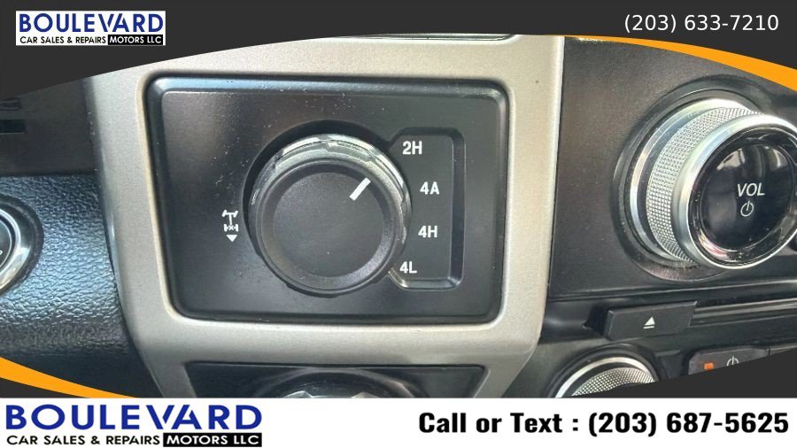Used 2016 Ford F150 Lariat w/ Equipment Group 502A Luxury AWD/4WD image 20