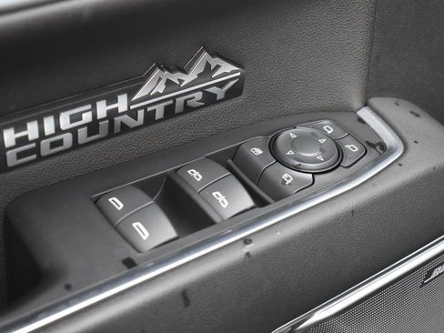 Used 2023 Chevrolet Silverado 1500 High Country w/ High Country Premium Package AWD/4WD image 11