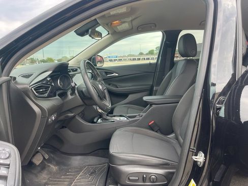 Used 2021 Buick Encore GX Preferred w/ Cold Weather Comfort Package AWD/4WD image 12