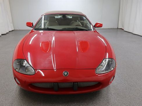 Used 2003 Jaguar XK8 Convertible RWD image 2