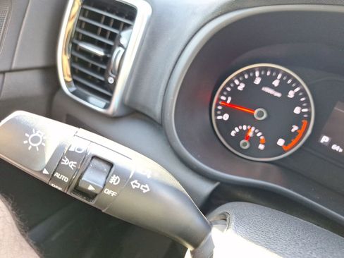 Used 2021 Kia Sportage EX w/ EX Technology Package image 23