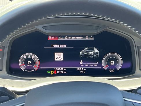 Used 2019 Audi Q8 Prestige AWD/4WD image 22