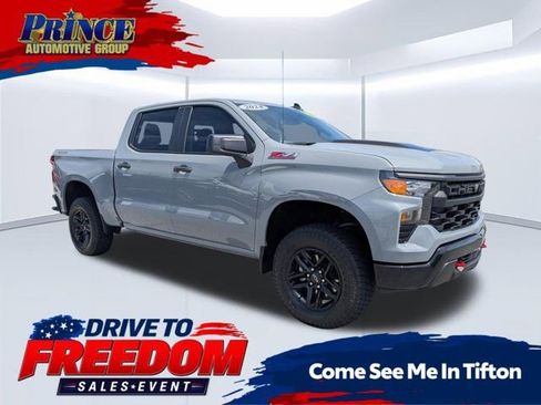 Used 2024 Chevrolet Silverado 1500 Custom Trail Boss AWD/4WD image 1