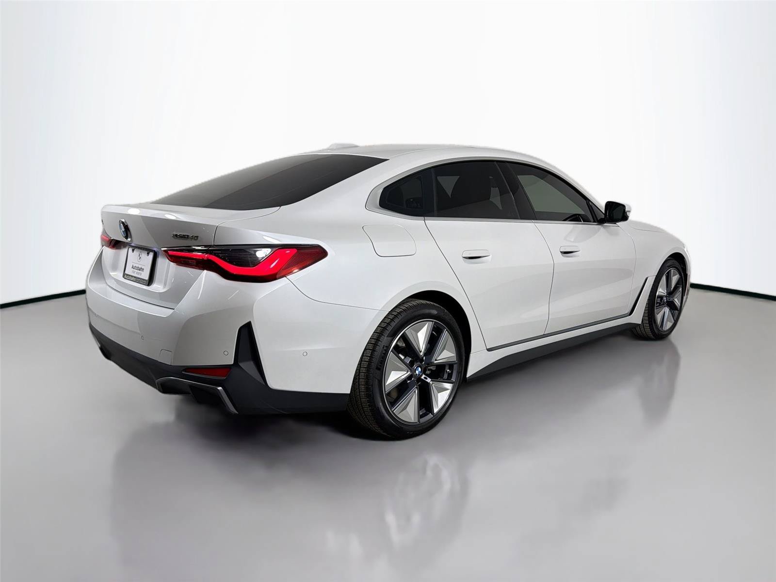 New 2026 BMW i4 xDrive40i w/ Premium Package AWD/4WD image 10