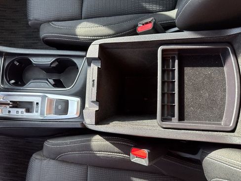 Used 2023 Subaru Ascent Premium w/ Convenience Package image 29