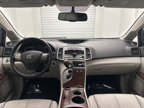 Used 2009 Toyota Venza Base image 17